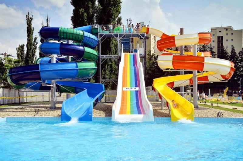 Buebaj Vendeghaz Otel Eğri Dış mekan fotoğraf