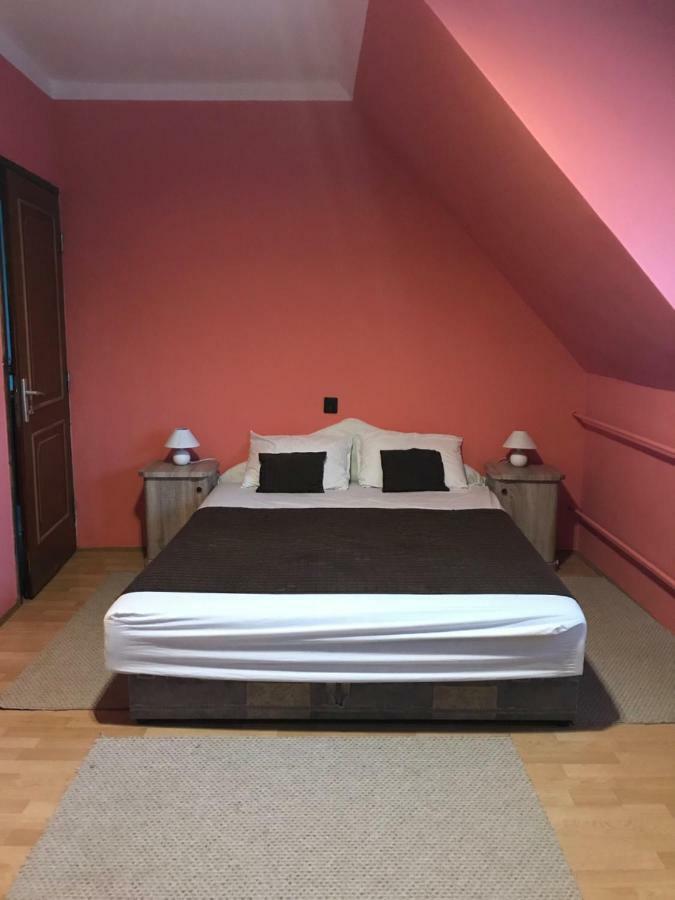 Buebaj Vendeghaz Otel Eğri Dış mekan fotoğraf