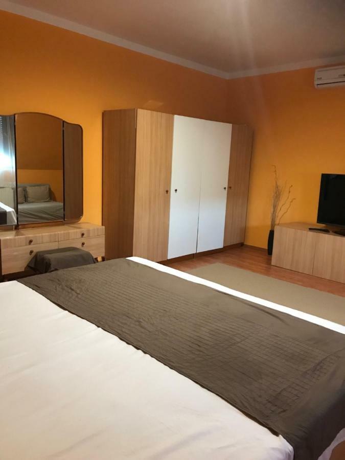 Buebaj Vendeghaz Otel Eğri Dış mekan fotoğraf